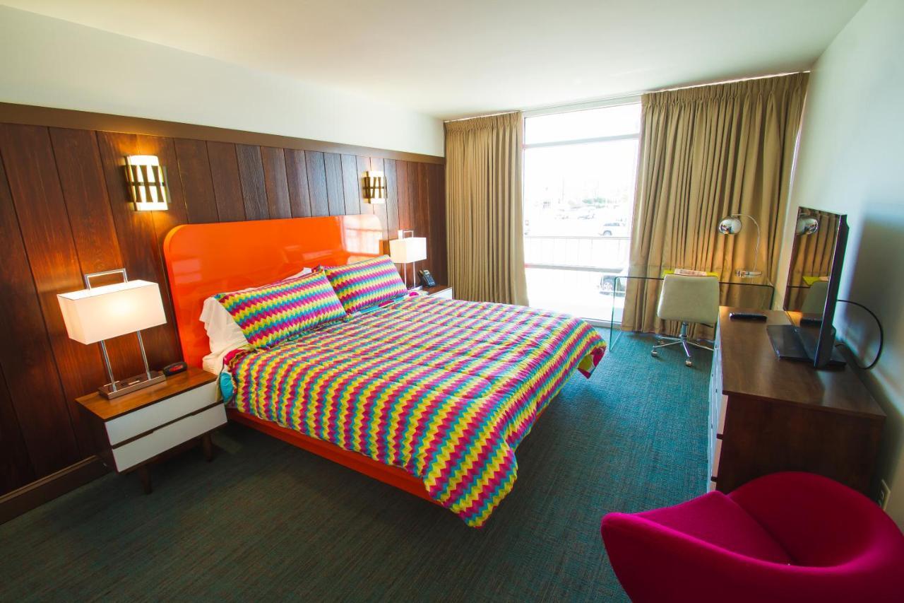 Mother Earth Motor Lodge Кинстон Экстерьер фото