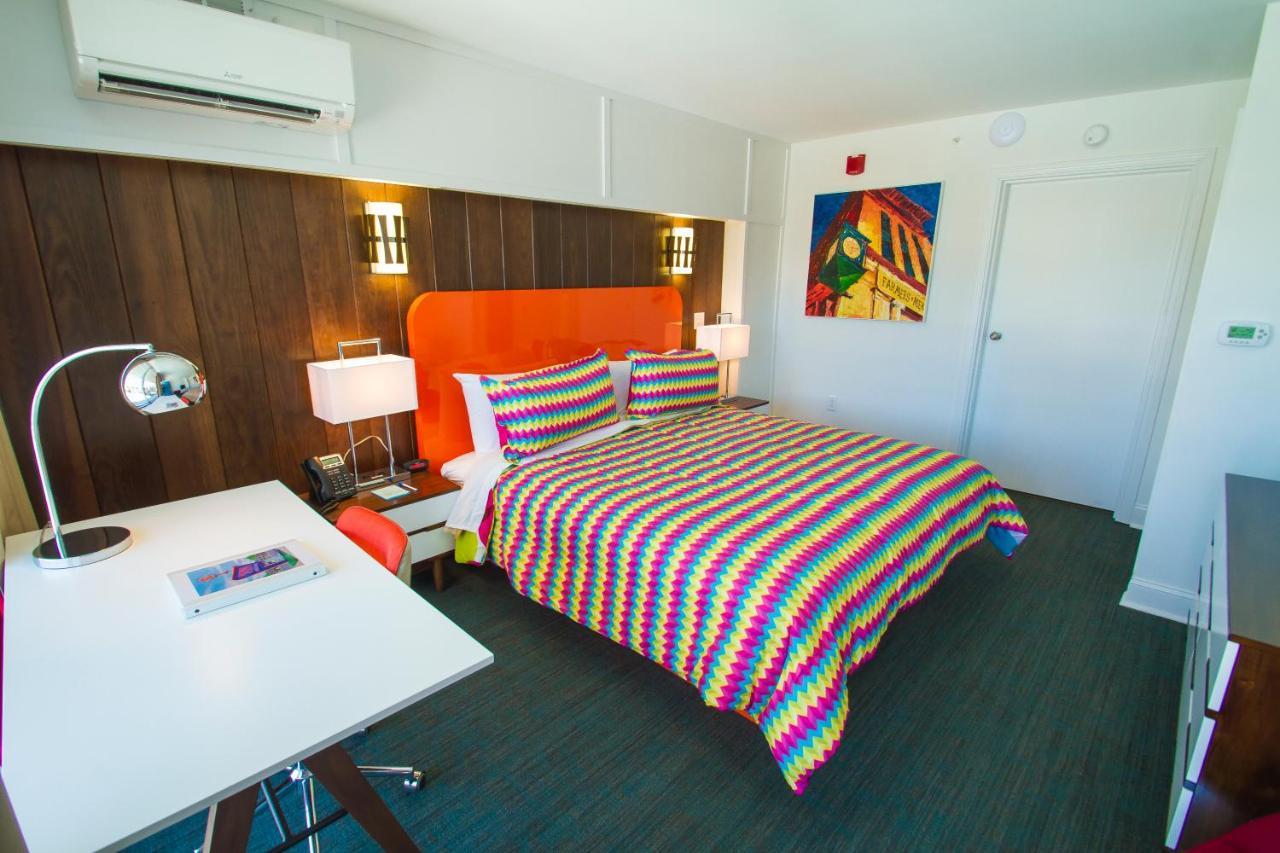 Mother Earth Motor Lodge Кинстон Экстерьер фото