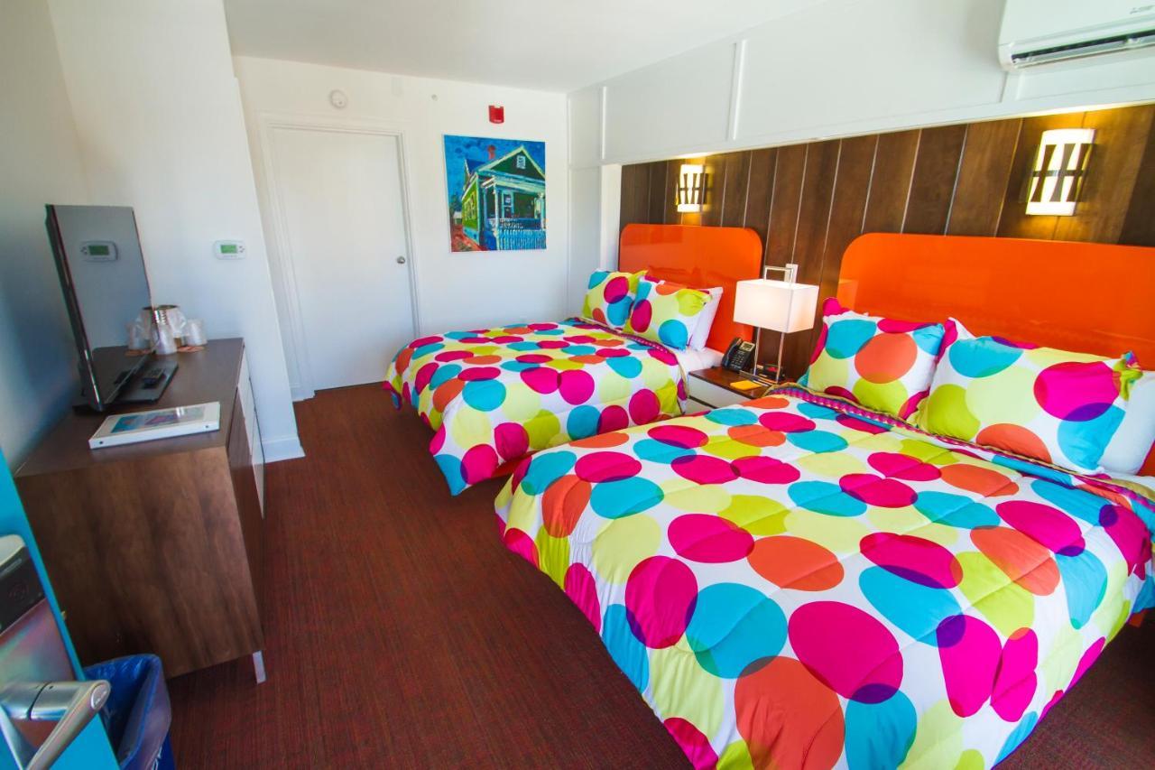 Mother Earth Motor Lodge Кинстон Экстерьер фото